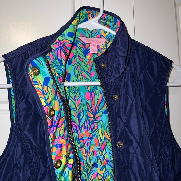 Lilly Pulitzer XS navy vest - Picture 2 of 3